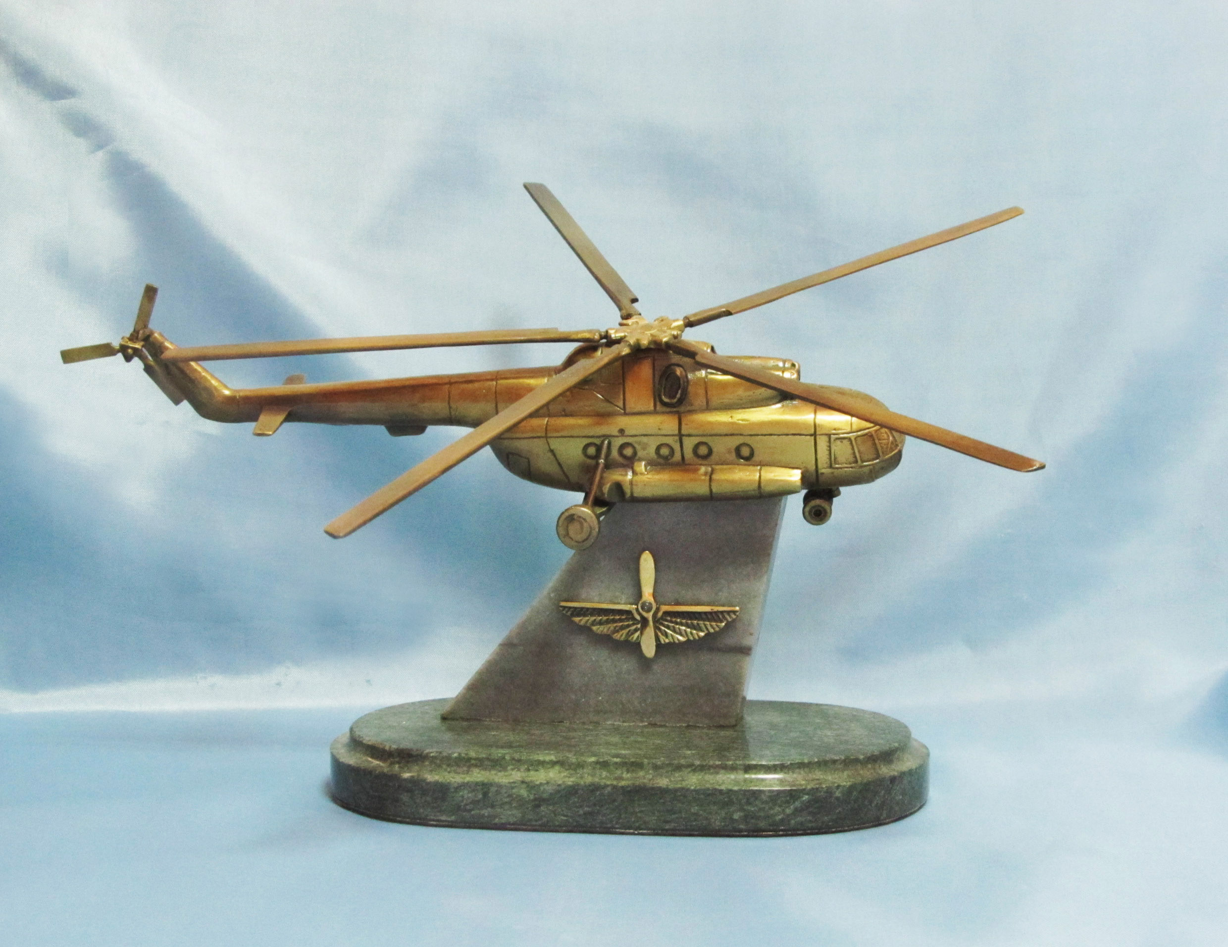 Сувенир "Вертолет" (вертолет собран из 13 деталей)